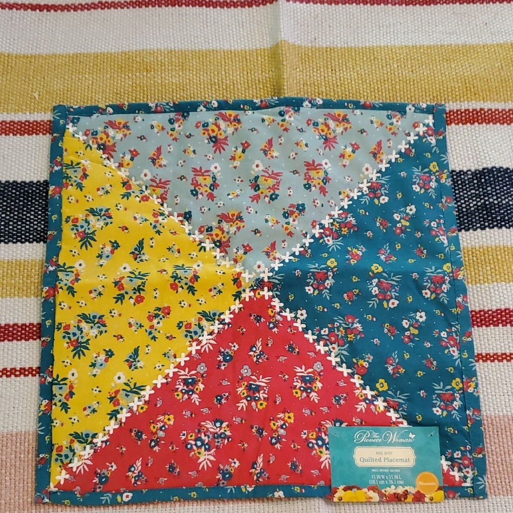The Pioneer Woman Multicolor Quilted Placemat